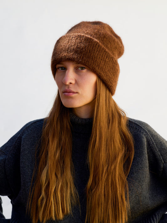 WINTER BEANIE HAT BROWN